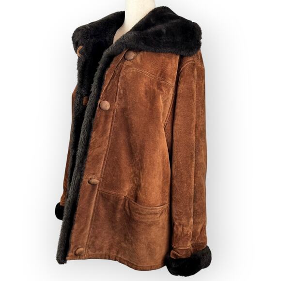 Vintage 1990's Chestnut Brown Suede Womens Coat with Black Faux Fur Lining Small - Picture 4 of 9